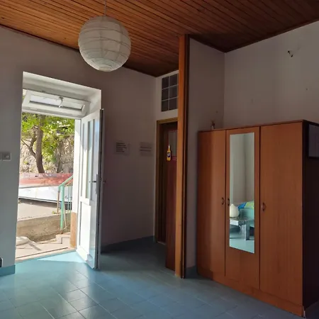 Gajine Uz Apartment Dugi Rat