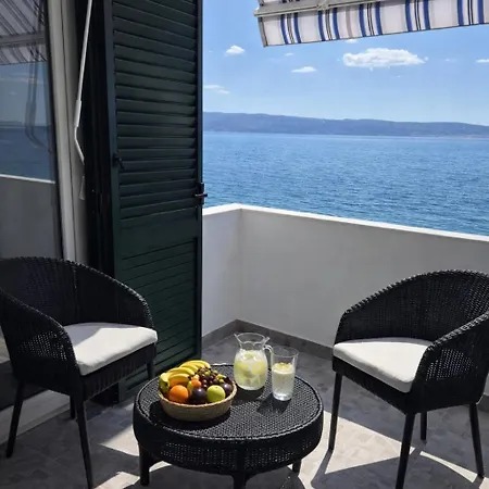 Gajine Uz Apartment *